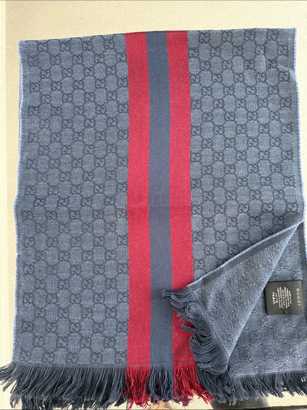 Men's Gucci scarf preowned